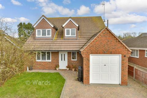 4 bedroom detached house for sale, Drake Avenue, Sheerness ME12