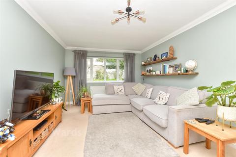 4 bedroom detached house for sale, Drake Avenue, Sheerness ME12