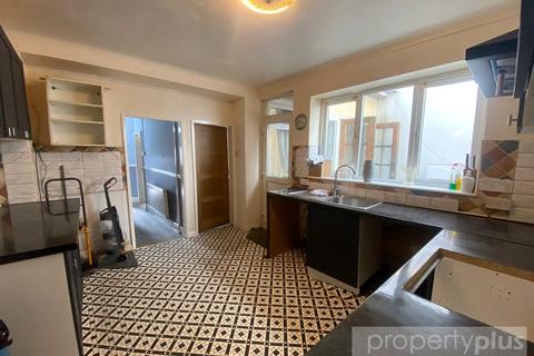 3 bedroom terraced house for sale, Brynhyfryd Street, Tonypandy, Rhondda Cynon Taff, CF40