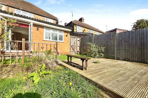 3 bedroom semi-detached house to rent, Station Road, Hounslow, TW3