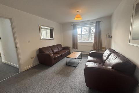 2 bedroom apartment to rent, Benchill Road, Sharston, Manchester