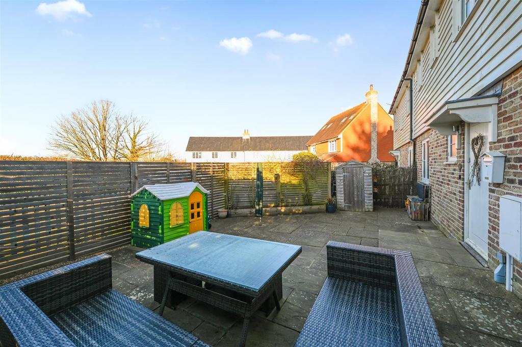 6 Royal Oak close tn31 (19)