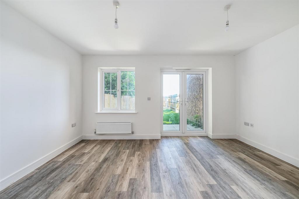 1 Rother Cott(4)