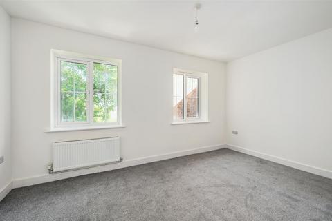 2 bedroom end of terrace house to rent, 1 Rother Cottages, Lydd Road, New Romney