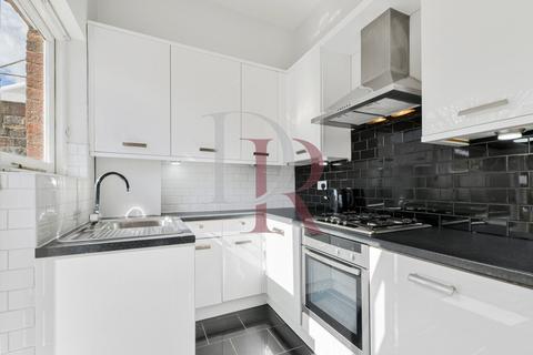 1 bedroom apartment for sale, Offord Road, Barnsbury, N1