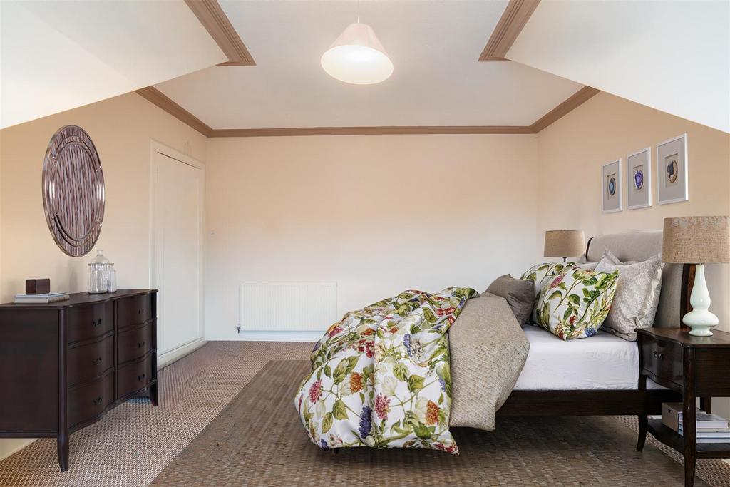 V2.bedroom.jpg