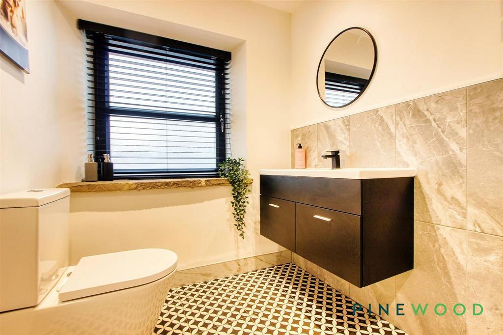Barn/annexe shower room