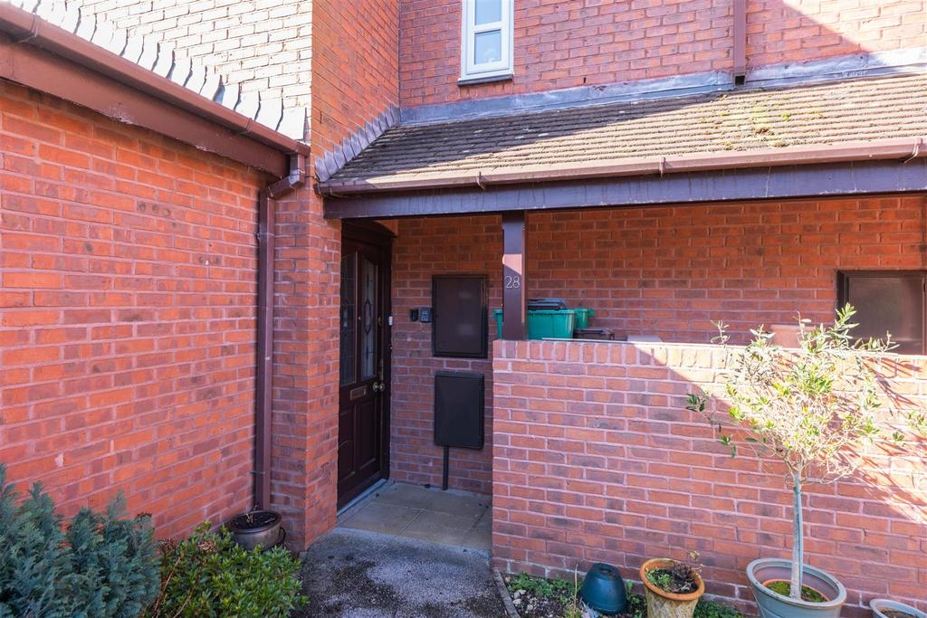28 Rathbone Park-011.jpg