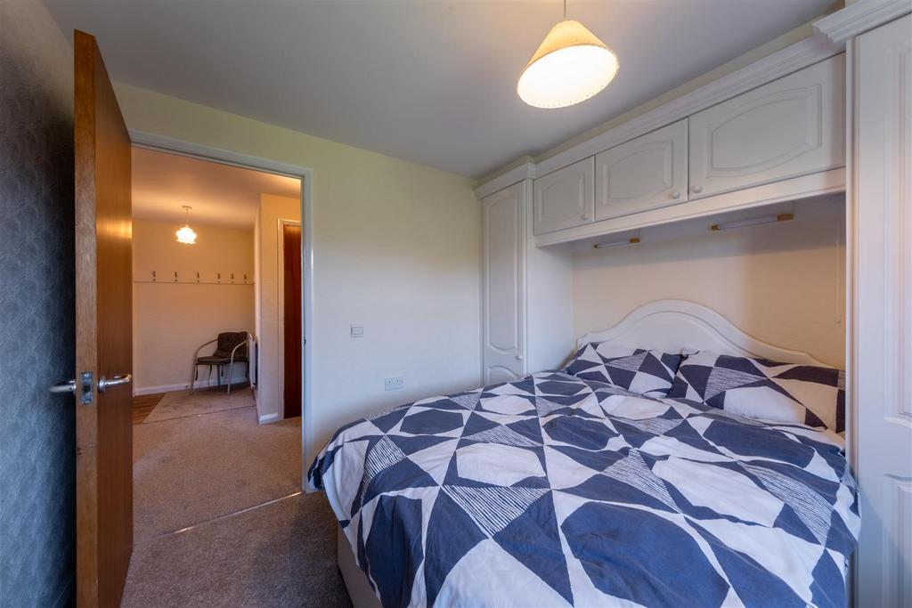 28 Rathbone Park-006.jpg
