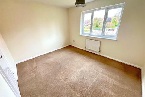 undefined, St. Lukes Close, Salisbury