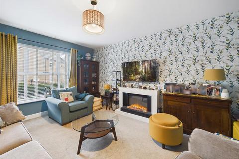 4 bedroom detached house for sale, Hulford Street, Chesterfield