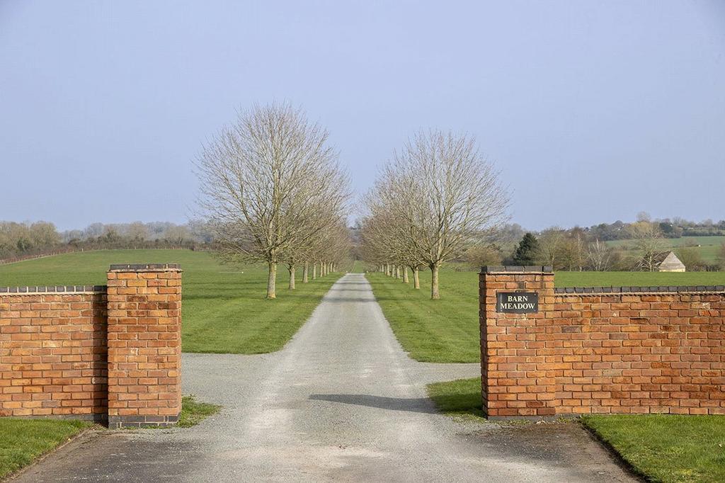 Gated Driveway