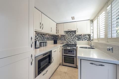 undefined, Lower Dagnall Street St. Albans AL3