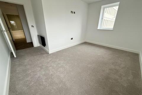 2 bedroom apartment to rent, Ariel House, 2138 Coventry Road, Shelton, Birmingham