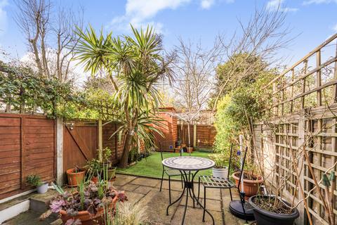 1 bedroom flat for sale, East Dulwich Road,  London, SE22