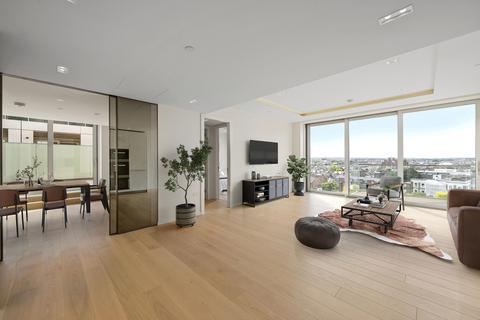 2 bedroom flat to rent, Lillie Square, London, SW6