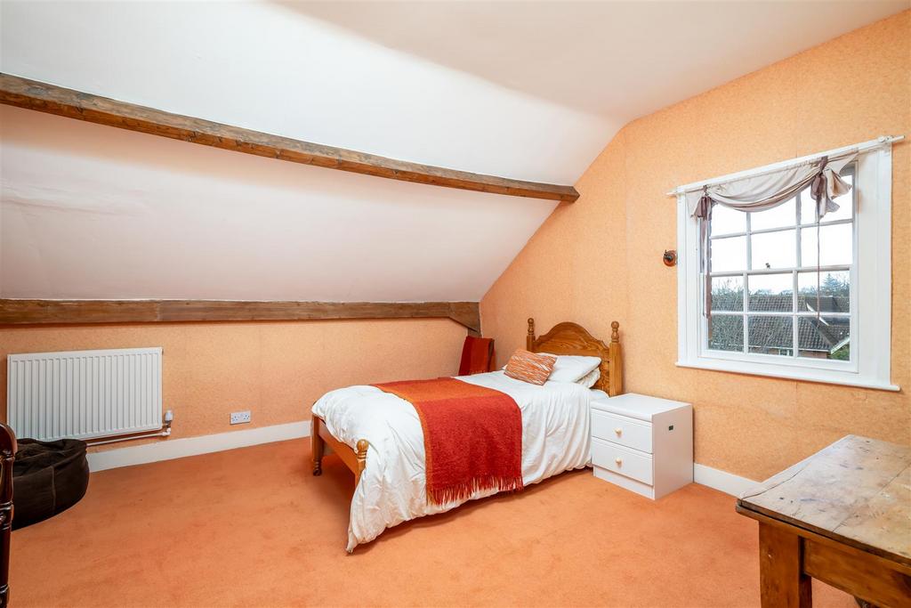 250315 - 4 The Crescent, Bedford - 47.jpg