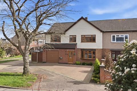 4 bedroom semi-detached house for sale, Cozens Road, Ware SG12