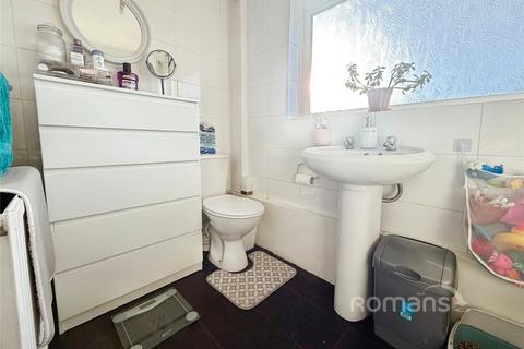 2 bedroom maisonette for sale, Heather Lane, Yiewsley, West Drayton