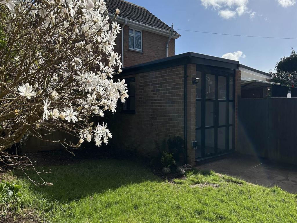 Garden room