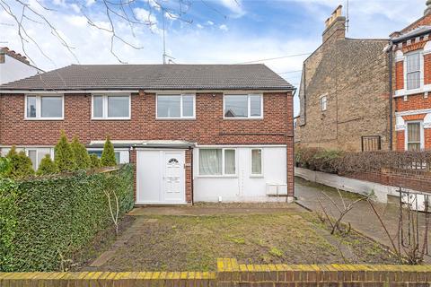 3 bedroom flat for sale, St. Ann's Hill, Wandsworth, London, SW18