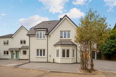 undefined, Ashley Road, Walton-on-Thames, KT12