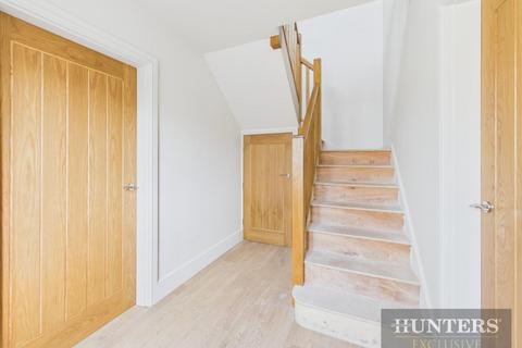 3 bedroom terraced house for sale, Foxglove Way, Scarborough