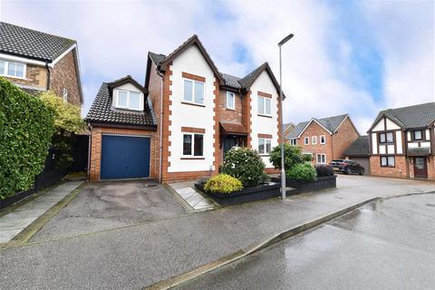 5 bedroom detached house for sale, Thirlmere, Stevenage