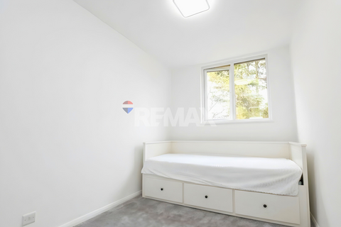 3 bedroom semi-detached house to rent, Birch Close, Romford RM7
