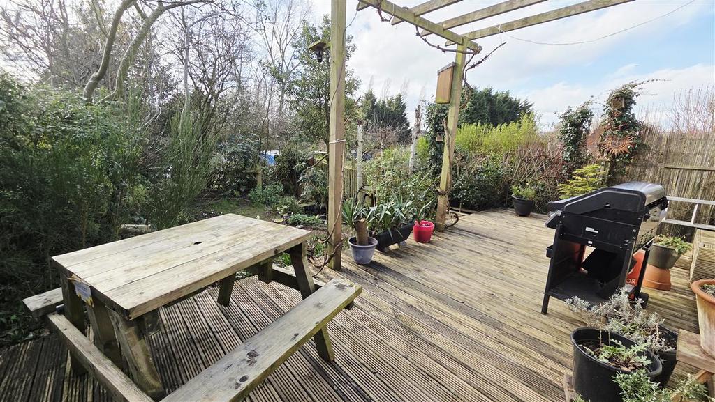 Pergola &amp; Deck