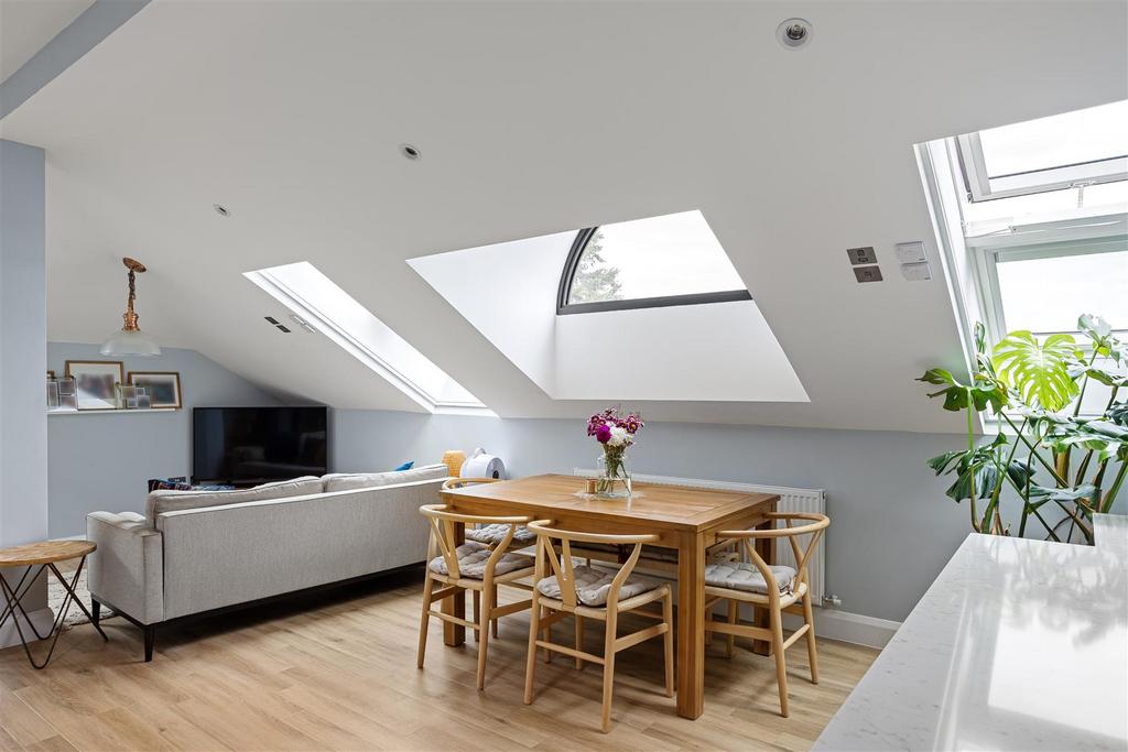Flat 21 Kirk House 88.jpg