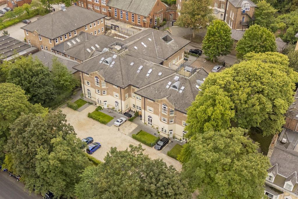 Flat 21 Kirk House  12.jpg