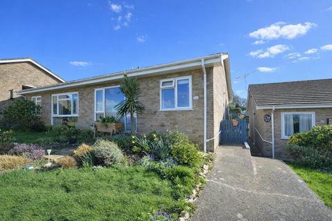 2 bedroom semi-detached bungalow for sale - BEAUTIFULLY PRESENTED HOME * SHANKLIN