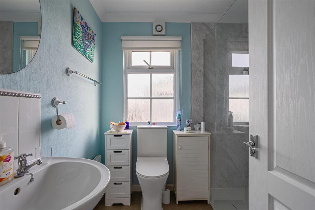 8 Beech Avenue 1.jpg