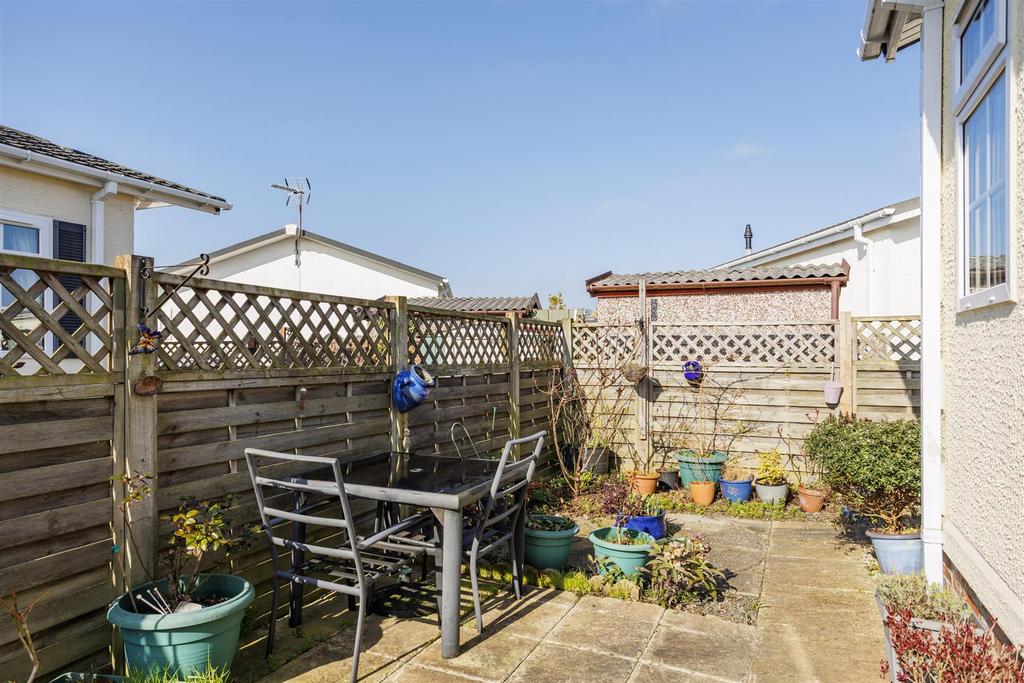 8 Beech Avenue  6.jpg