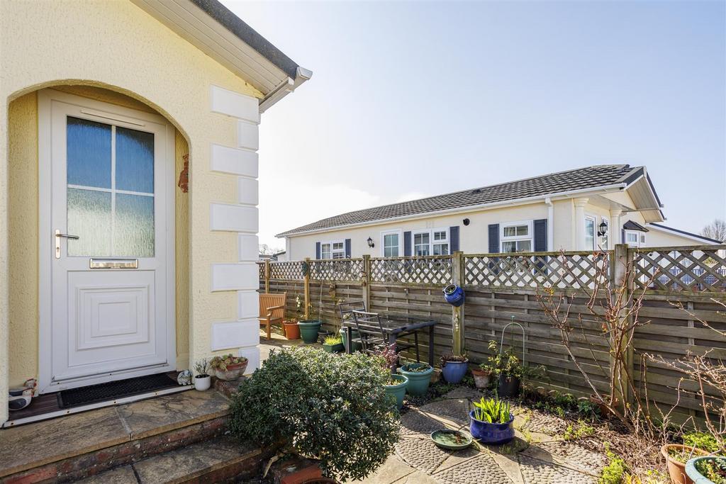 8 Beech Avenue  7.jpg