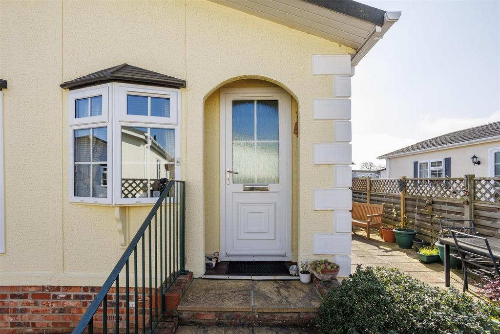 8 Beech Avenue  1.jpg