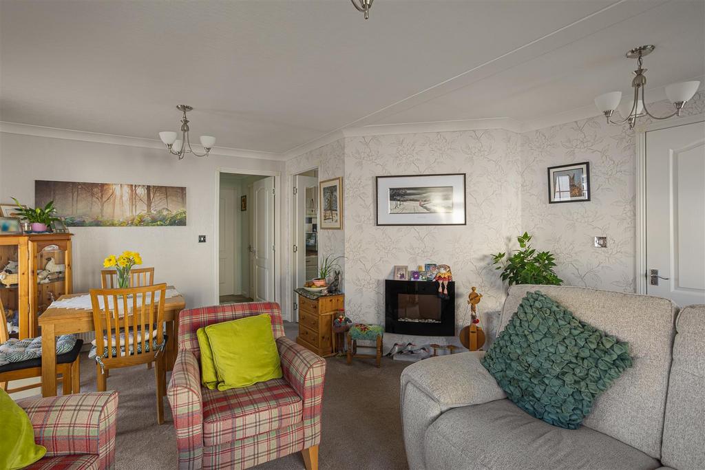 8 Beech Avenue 55.jpg