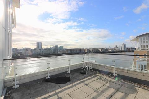 undefined, St Davids Square, Isle of Dogs, E14