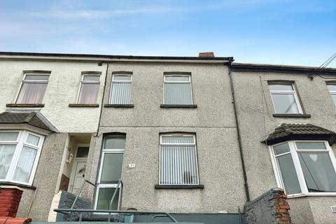 2 bedroom property to rent, Edward Terrace, Caerphilly, CF83