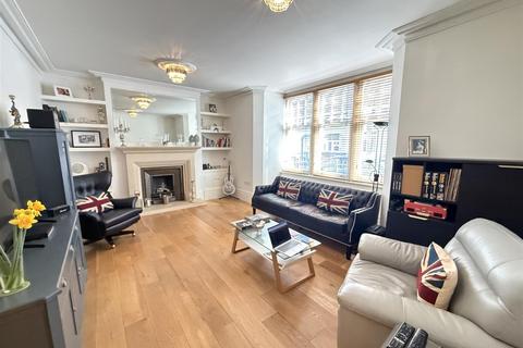 Glenloch Road, Belsize Park London NW3