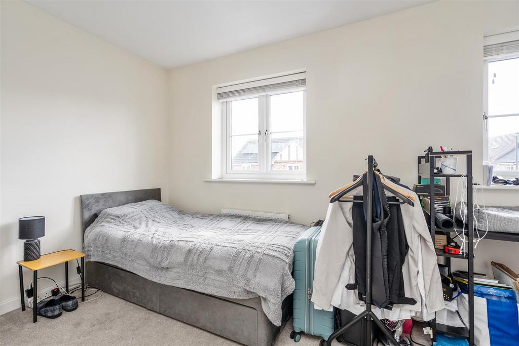 33 Noble Way 7.jpg