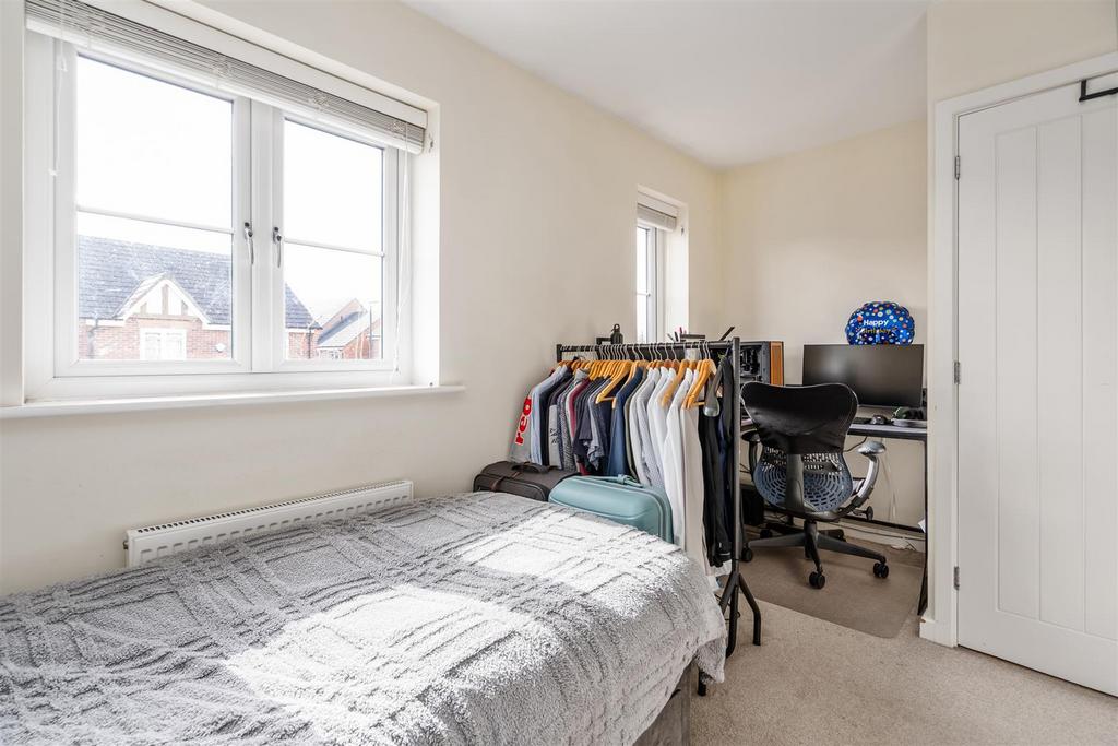 33 Noble Way 8.jpg