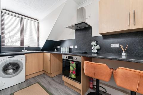 2 bedroom apartment for sale, Leamon Court, Brandon