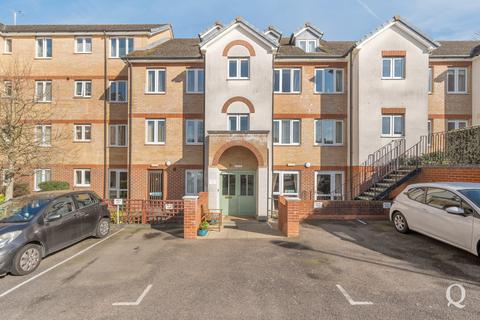 2 bedroom apartment for sale, Bell Road, Sittingbourne, Kent, ME10