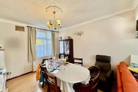 undefined, Northcote Avenue, Southall
