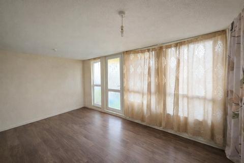 2 bedroom apartment for sale, Dorrit Mews, London N18