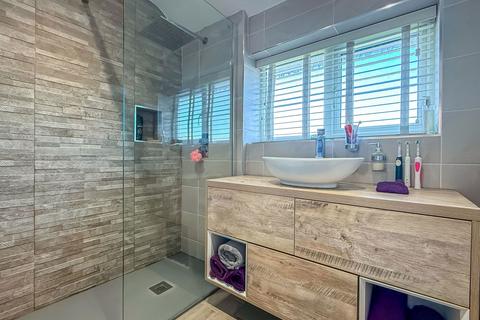 3 bedroom semi-detached house for sale, Somerset Drive, Southport PR8