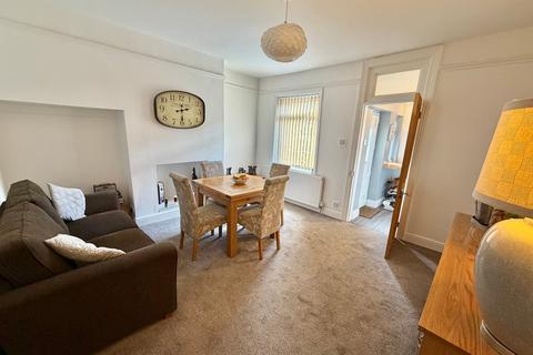 2 bedroom terraced house for sale, Compeigne Avenue, Riddlesden, Keighley, BD21