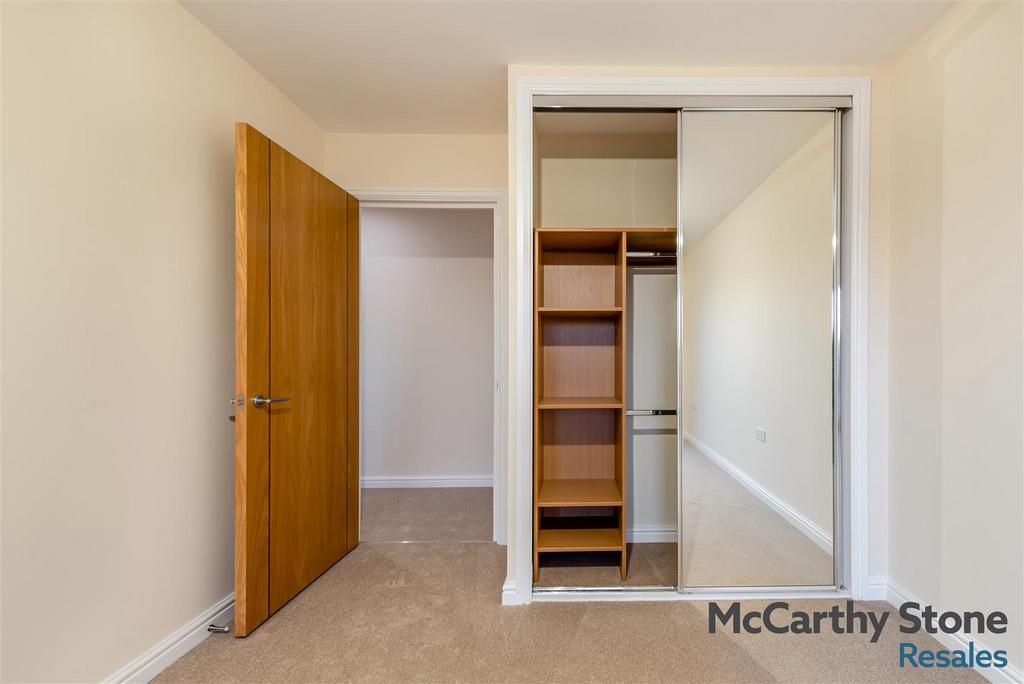 8681635-interior53.jpg
